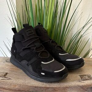 Lacoste Run Breaker Hiking Suede Shoes